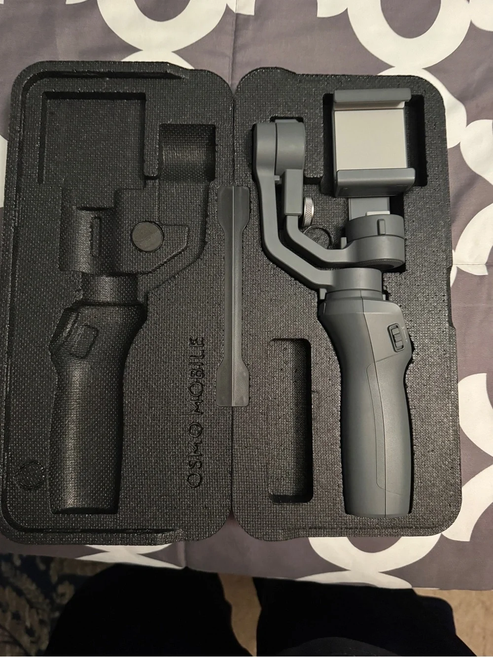 Dji Smartphone Gimbal Stabilizer in Dark Gray